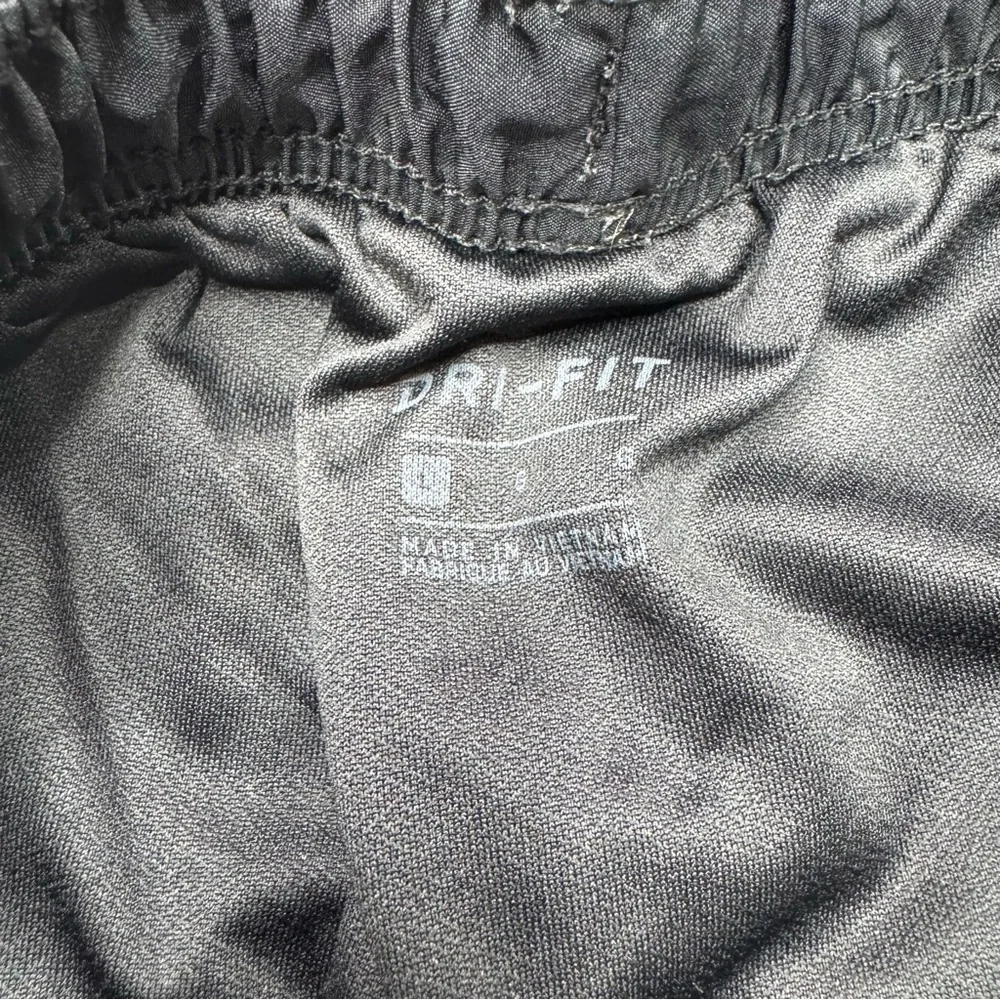 Nike Gray Athletic Shorts Lightweight Elastic Waistband
